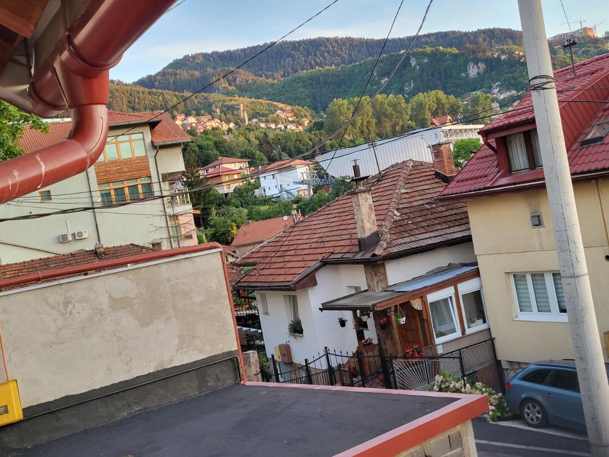 Apartamento Deluxe Katana Dream House Old Town, With Parking Garage Sarajevo Exterior foto